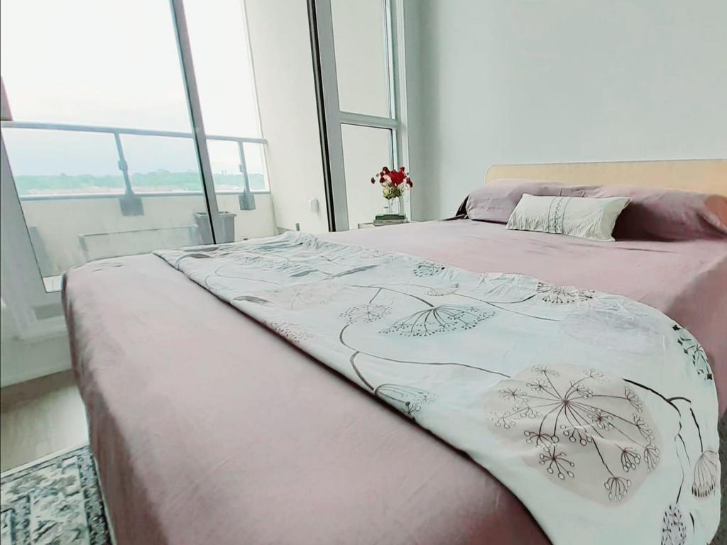 









4055


Parkside Village

Drive, 627,
Mississauga,




ON
L5B 0K8

