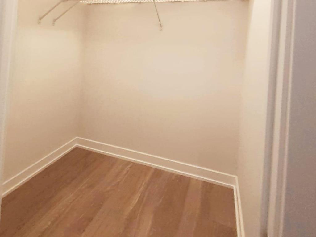 









4055


Parkside Village

Drive, 627,
Mississauga,




ON
L5B 0K8

