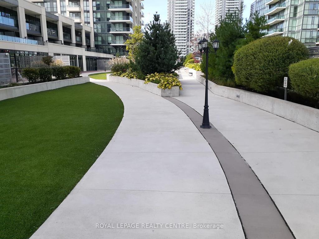









4055


Parkside Village

Drive, 627,
Mississauga,




ON
L5B 0K8

