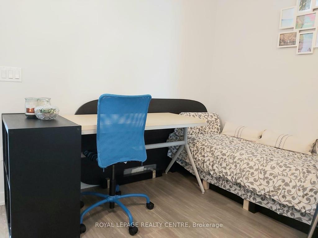 









4055


Parkside Village

Drive, 627,
Mississauga,




ON
L5B 0K8

