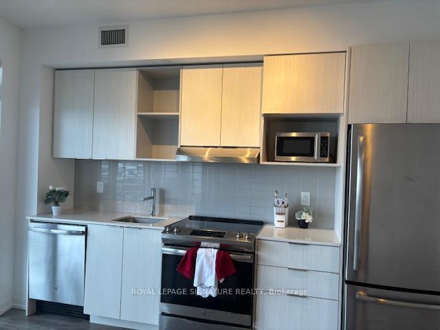 









2520


Eglinton

Avenue West, 1207,
Mississauga,




ON
L5M 0Y4


