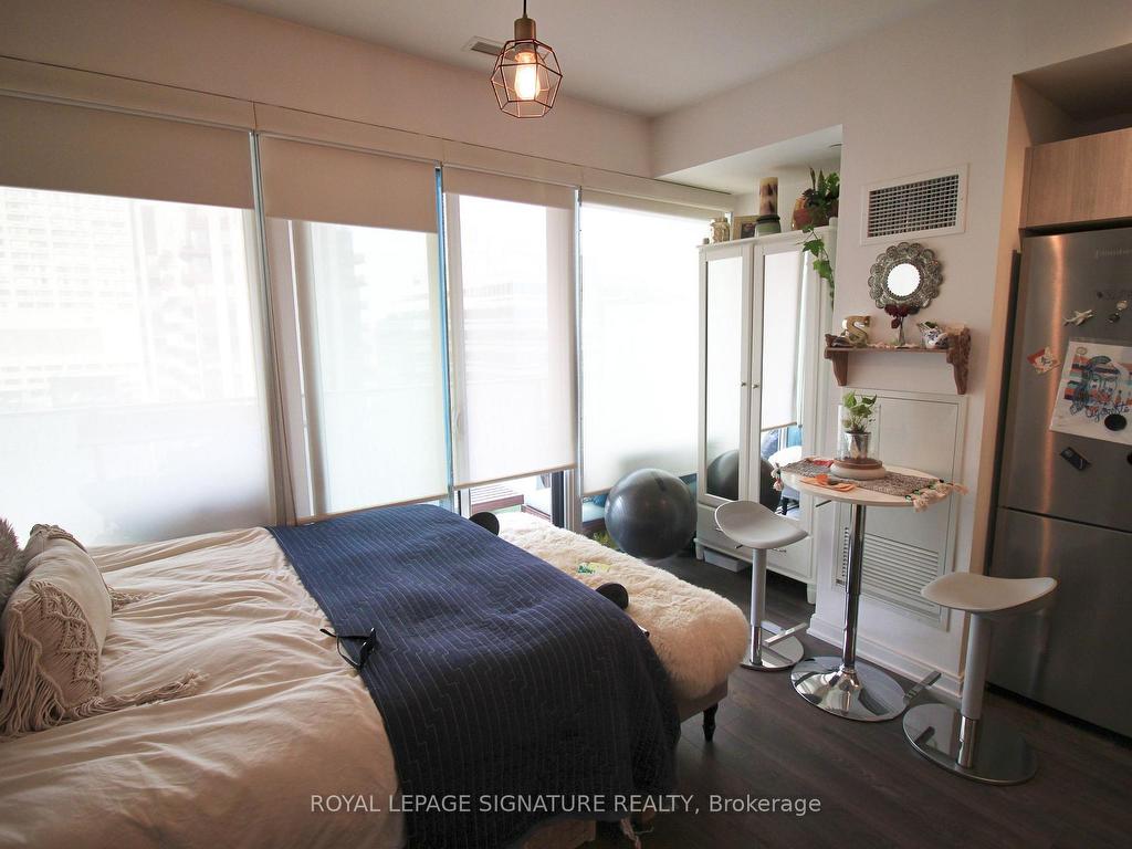 









42


Charles

Street East, 1608,
Toronto,




ON
M4Y 0B7

