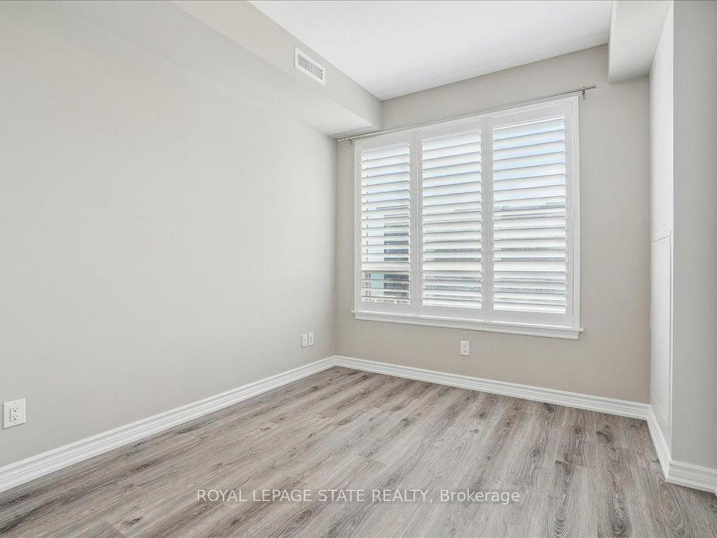 









40


Esplanade

Lane, 401,
Grimsby,




ON
L3M 0G9

