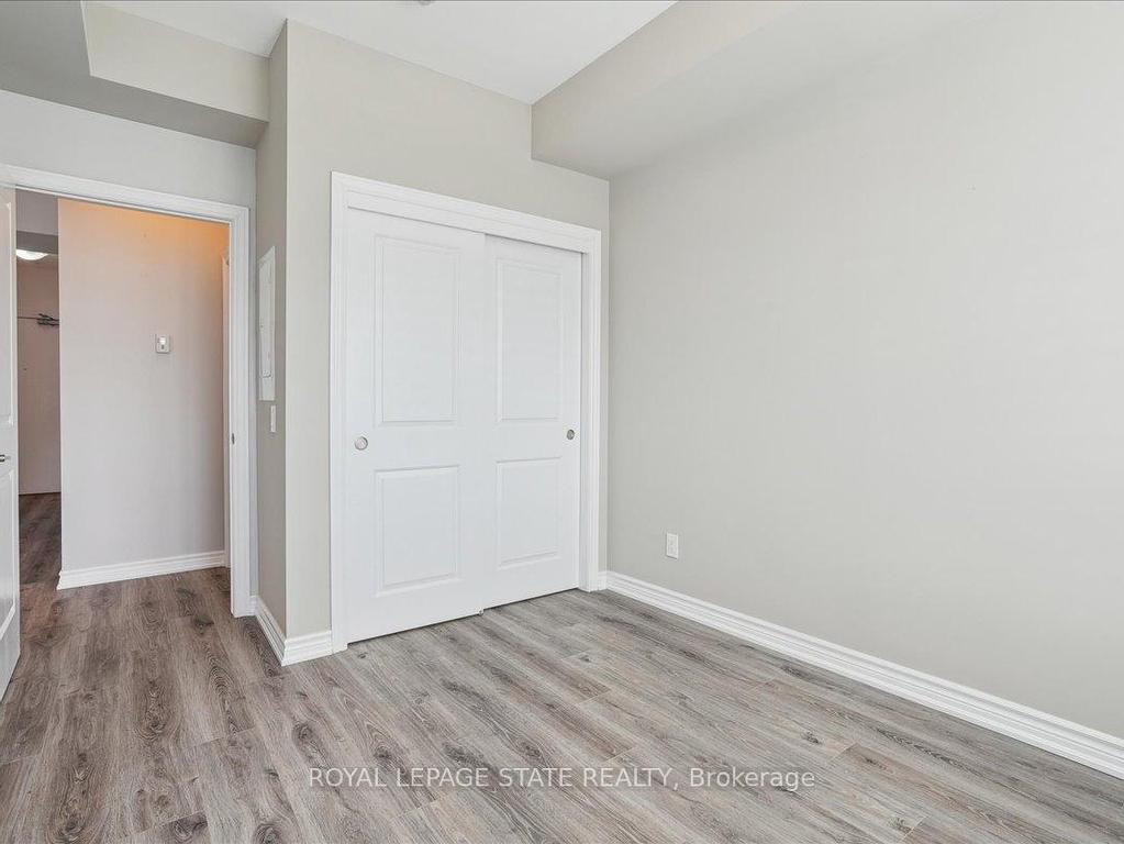 









40


Esplanade

Lane, 401,
Grimsby,




ON
L3M 0G9

