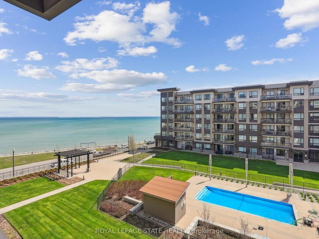 









40


Esplanade

Lane, 401,
Grimsby,




ON
L3M 0G9

