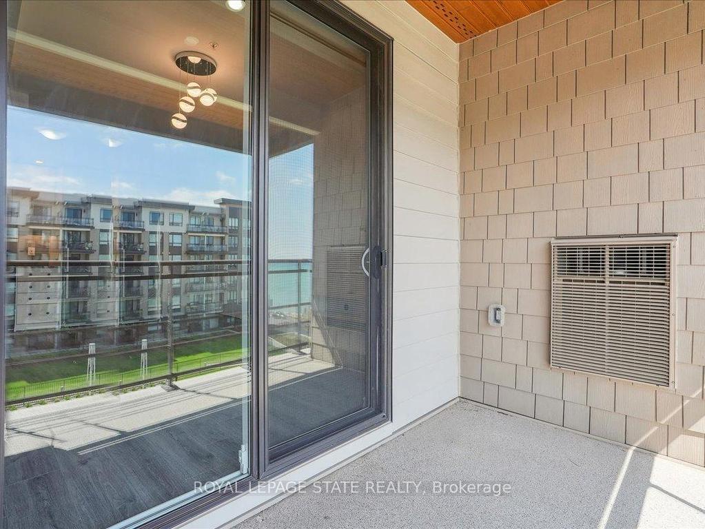 









40


Esplanade

Lane, 401,
Grimsby,




ON
L3M 0G9

