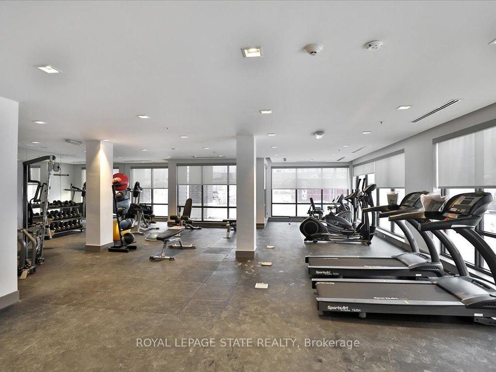 









40


Esplanade

Lane, 401,
Grimsby,




ON
L3M 0G9

