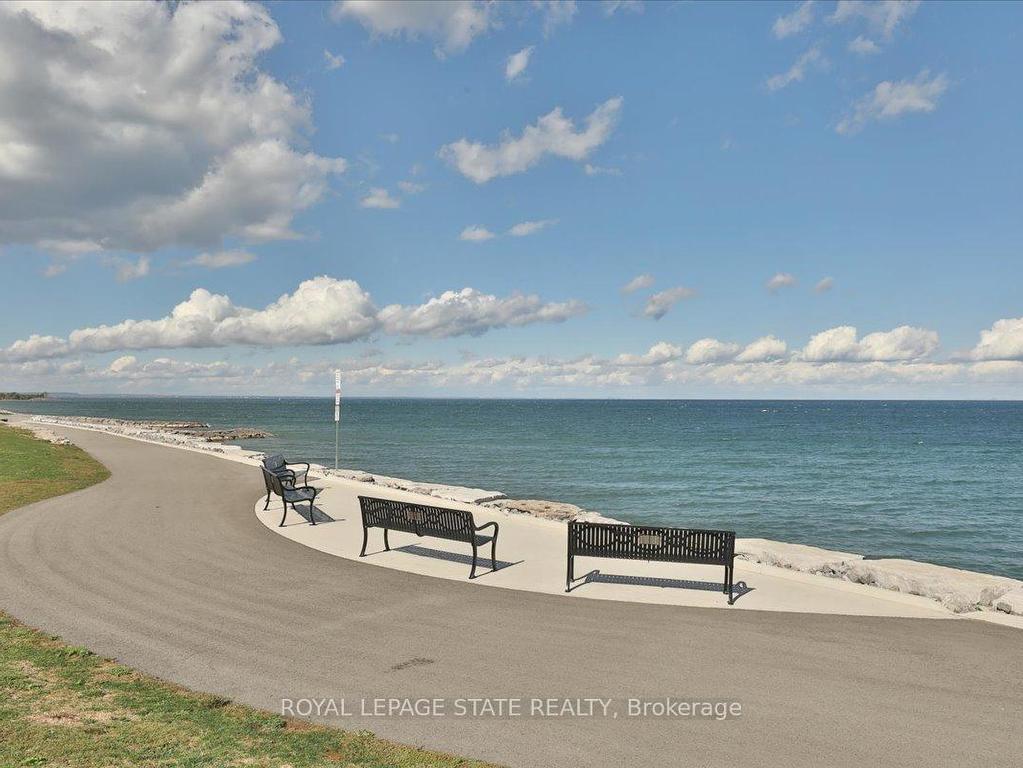 









40


Esplanade

Lane, 401,
Grimsby,




ON
L3M 0G9


