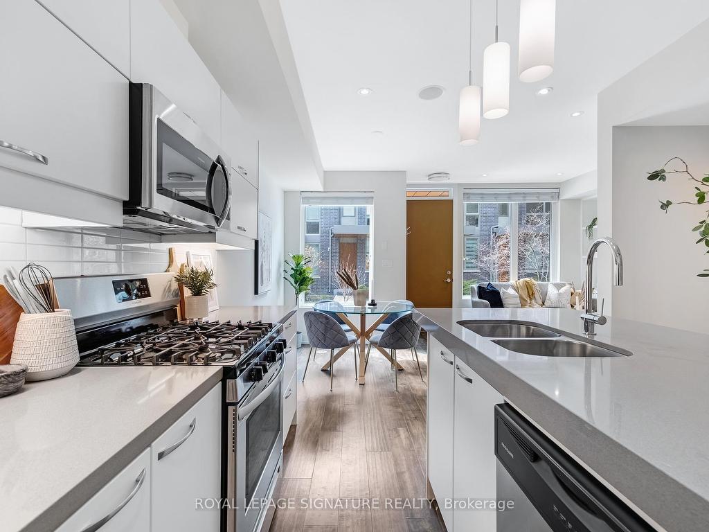 









46


Curzon

Street, 315,
Toronto,




ON
M4M 0C2

