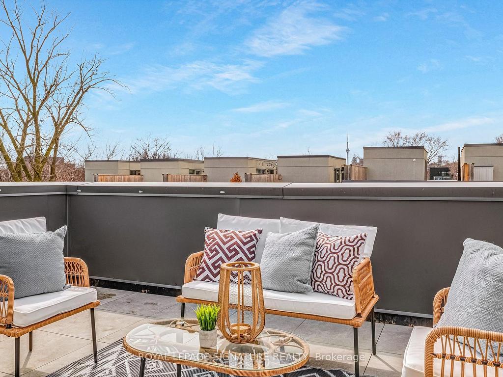 









46


Curzon

Street, 315,
Toronto,




ON
M4M 0C2

