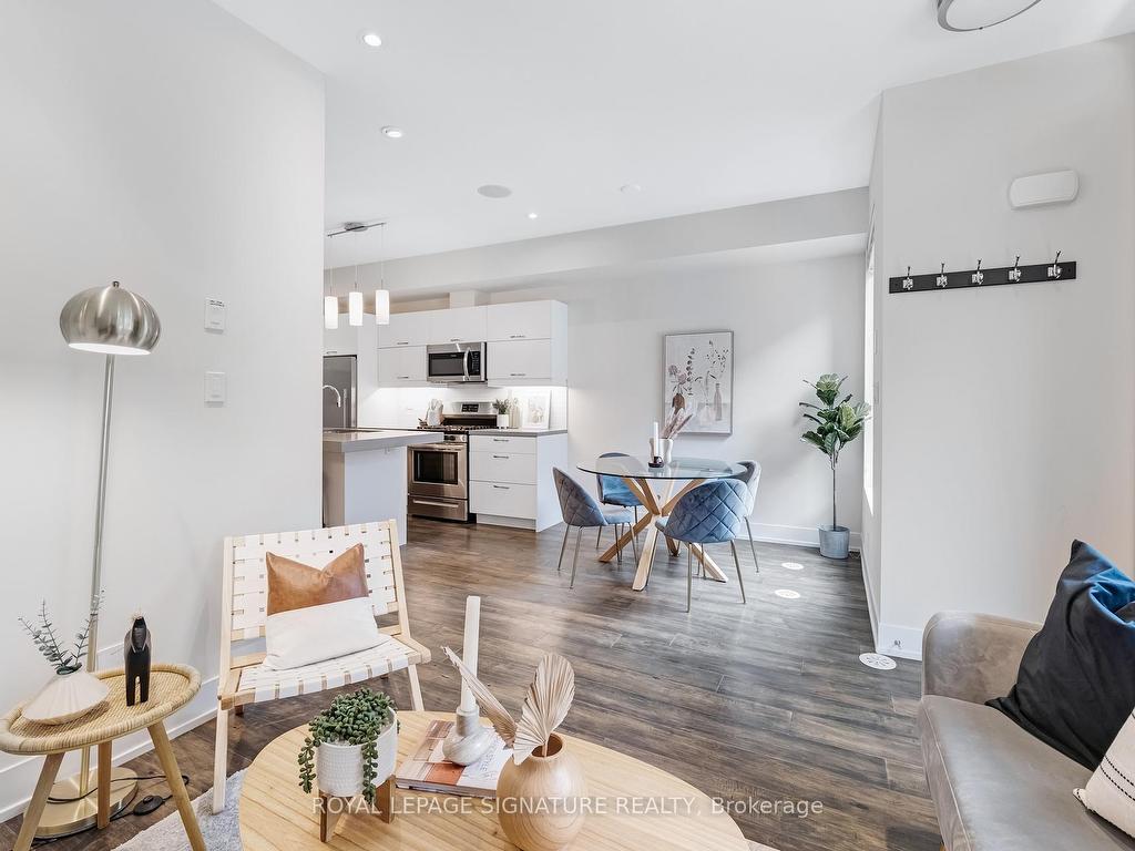 









46


Curzon

Street, 315,
Toronto,




ON
M4M 0C2

