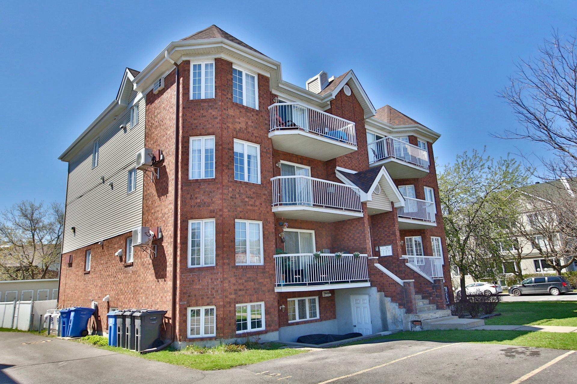 









1810


Rue des Saphirs

, 201,
Longueuil (Saint-Hubert),




QC
J4T3T9

