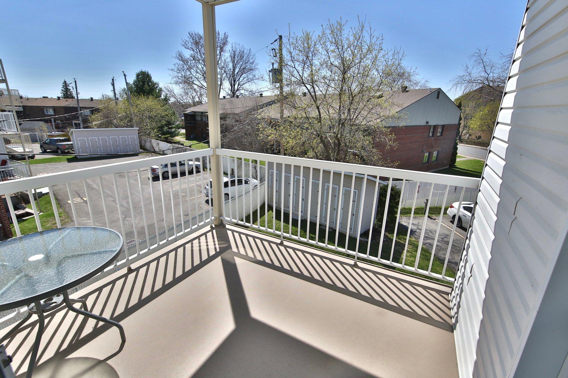 









1810


Rue des Saphirs

, 201,
Longueuil (Saint-Hubert),




QC
J4T3T9

