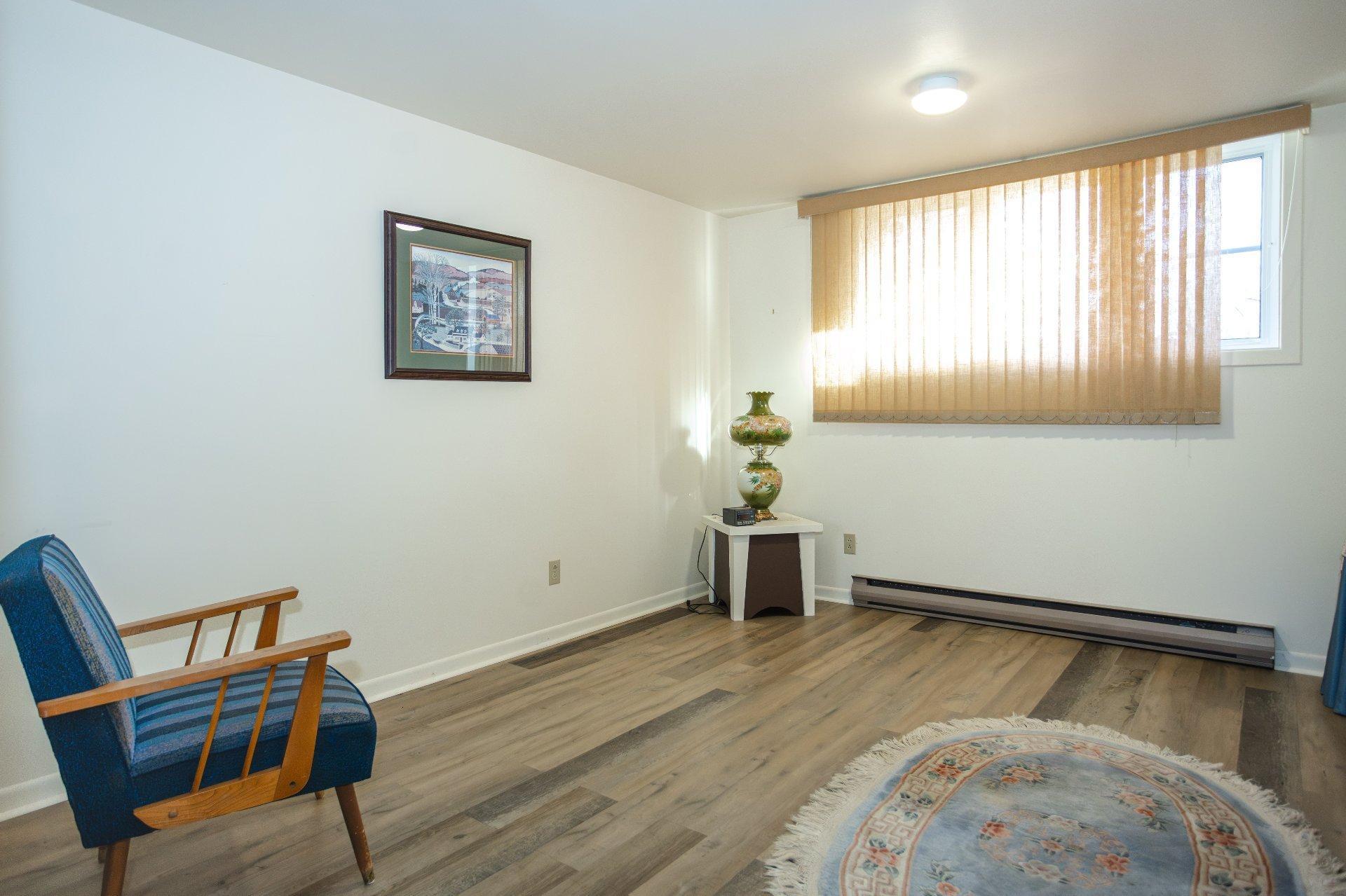 









1055


127e Rue

,
Shawinigan,




QC
G9P3Z4

