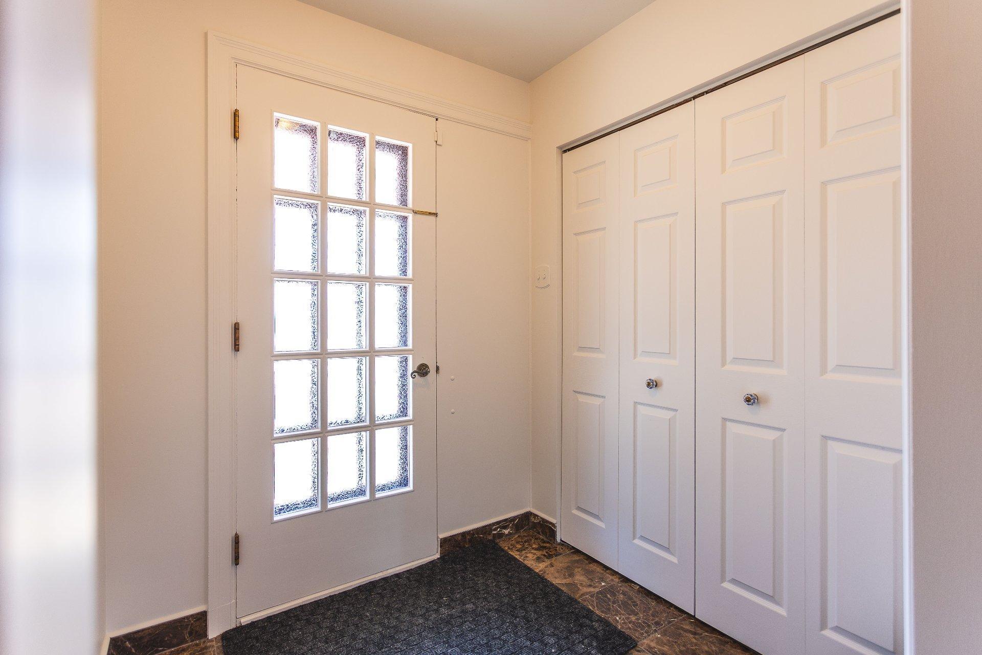 









1055


127e Rue

,
Shawinigan,




QC
G9P3Z4

