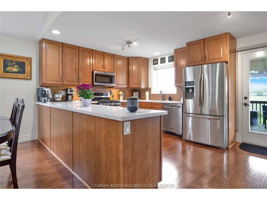 









99


Golfview

Drive,
Kingsville,




ON
N9Y 0A6

