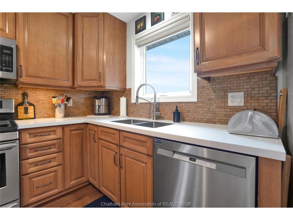 









99


Golfview

Drive,
Kingsville,




ON
N9Y 0A6

