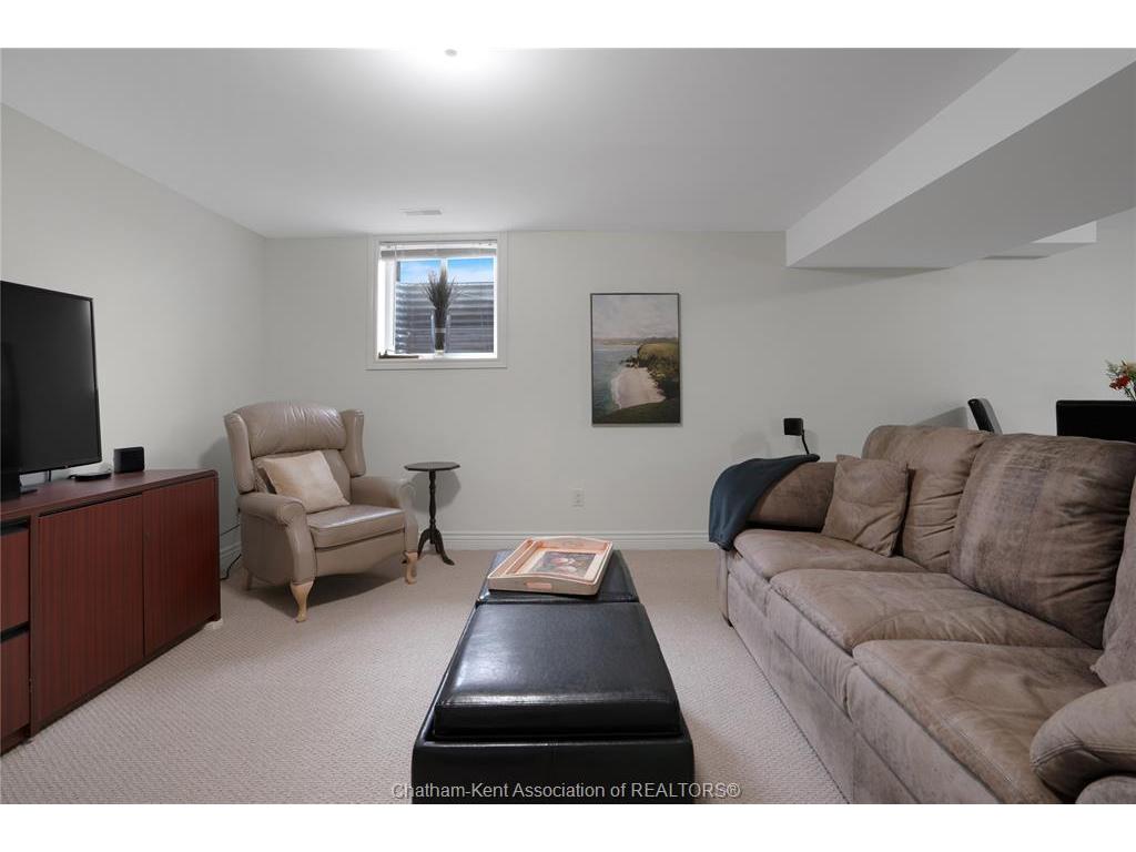 









99


Golfview

Drive,
Kingsville,




ON
N9Y 0A6

