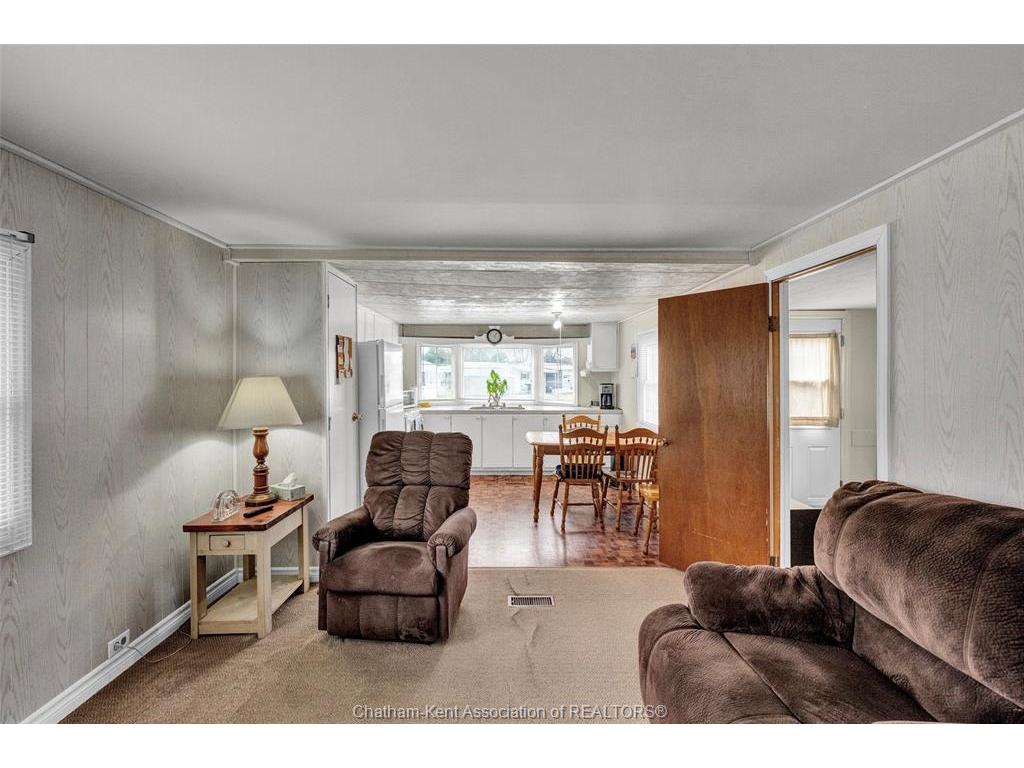 









22220


CHARING CROSS

Road, 2,
Chatham,




ON
N7M 5V8

