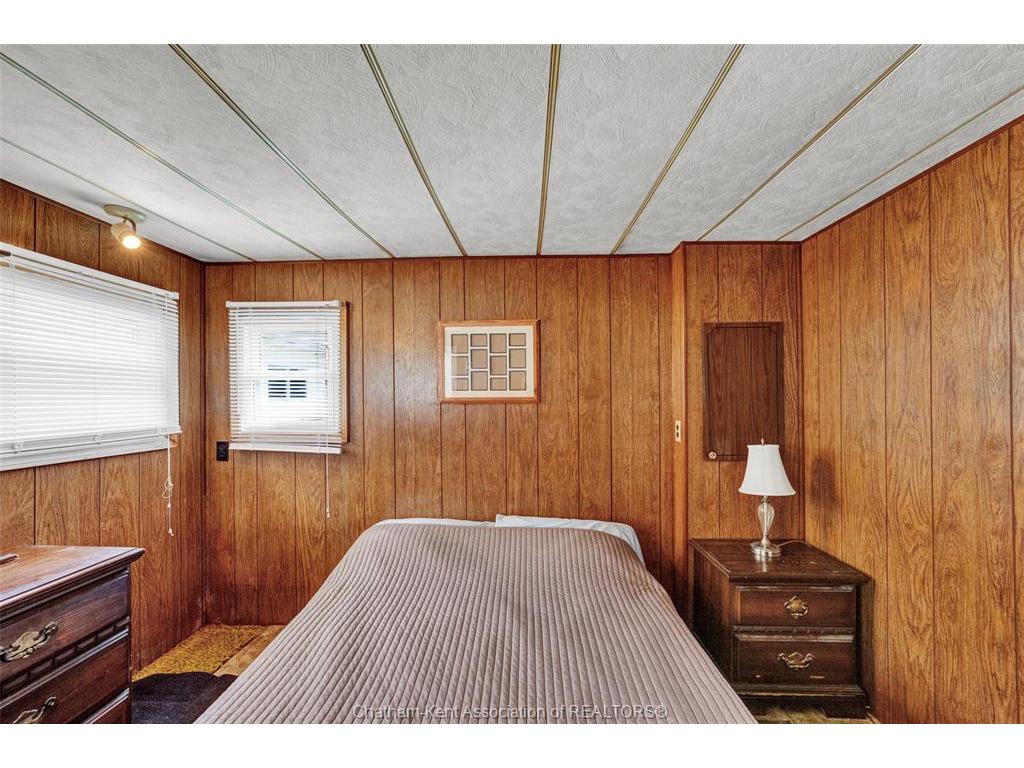 









22220


CHARING CROSS

Road, 2,
Chatham,




ON
N7M 5V8

