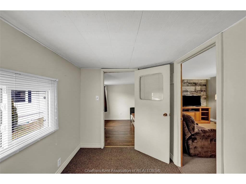 









22220


CHARING CROSS

Road, 2,
Chatham,




ON
N7M 5V8

