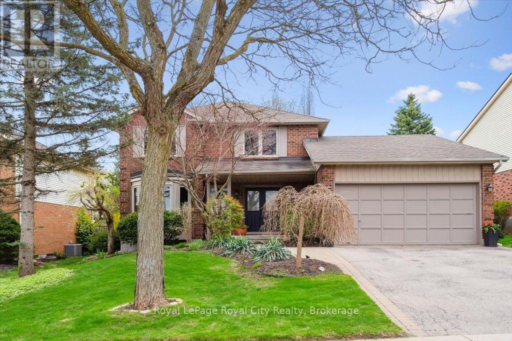 












5 HAZELWOOD DRIVE

,
Guelph (Kortright Hills),




Ontario
N1C1A7

