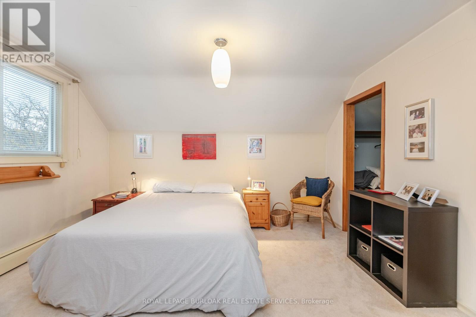 












805 RIDGE ROAD

,
Hamilton,




Ontario
L8J2Y3

