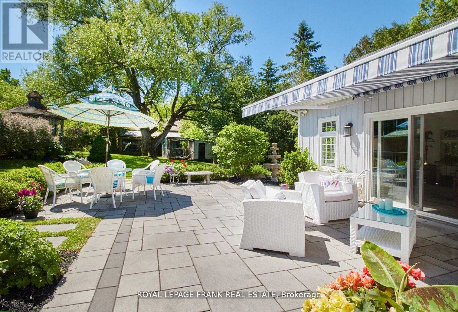 












8298 GRASSHOPPER PARK ROAD

,
Clarington,




Ontario
L1C6A9

