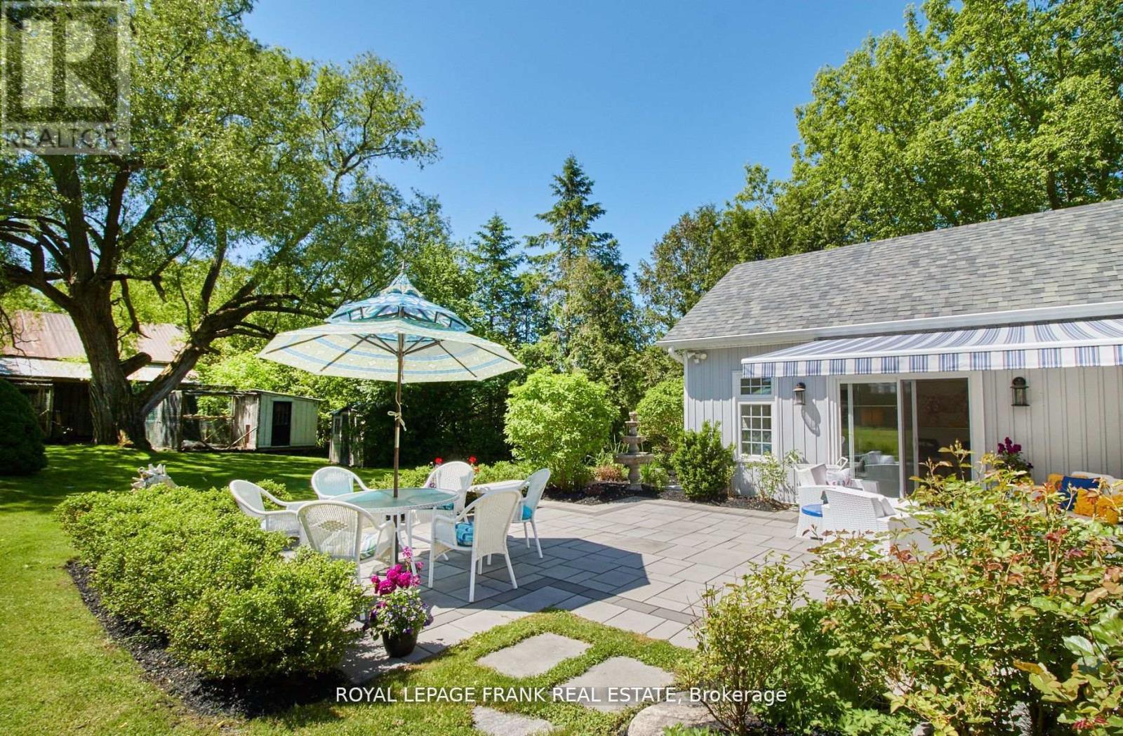 












8298 GRASSHOPPER PARK ROAD

,
Clarington,




Ontario
L1C6A9

