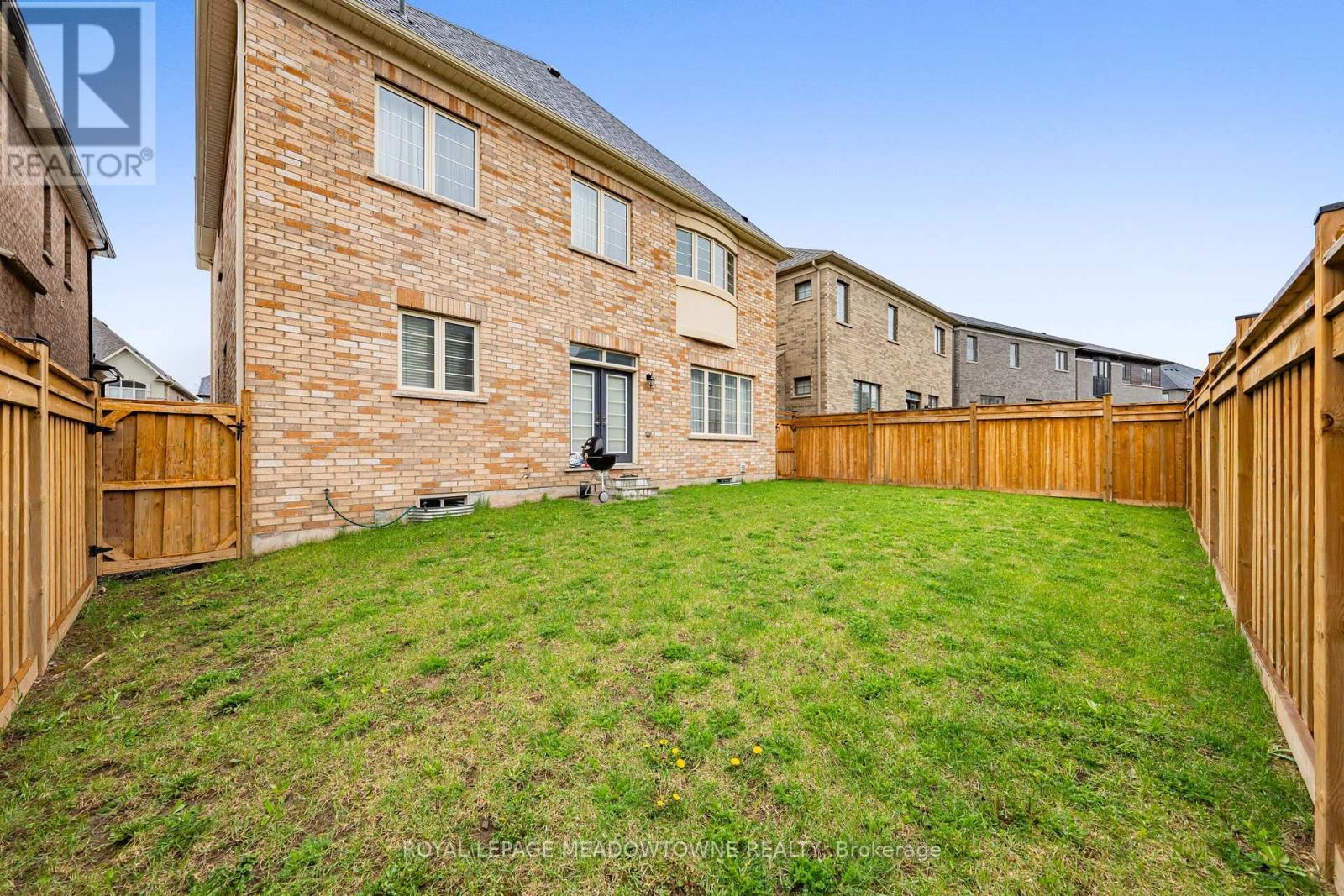 












23 ABIGAIL GRACE CRESCENT

,
Brampton,




Ontario
L6X5R2

