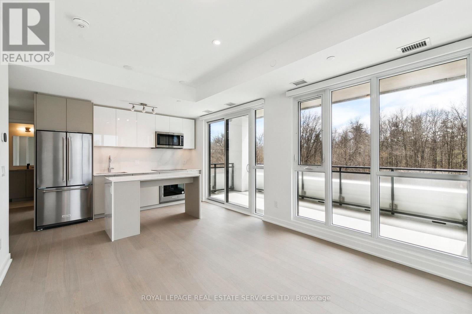 












202 - 760 WHITLOCK AVENUE

,
Milton,




Ontario
L9E2B3


