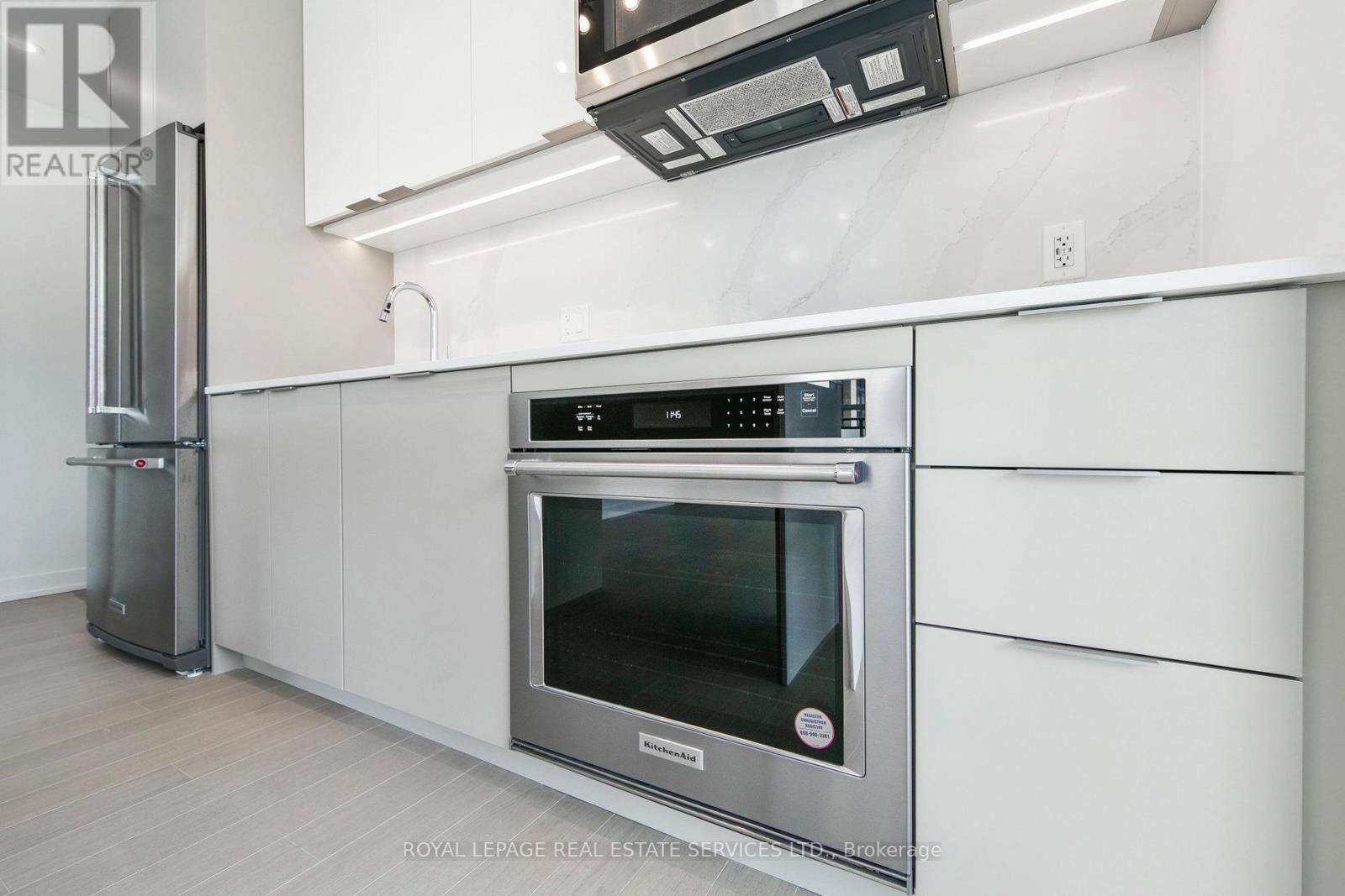 












202 - 760 WHITLOCK AVENUE

,
Milton,




Ontario
L9E2B3

