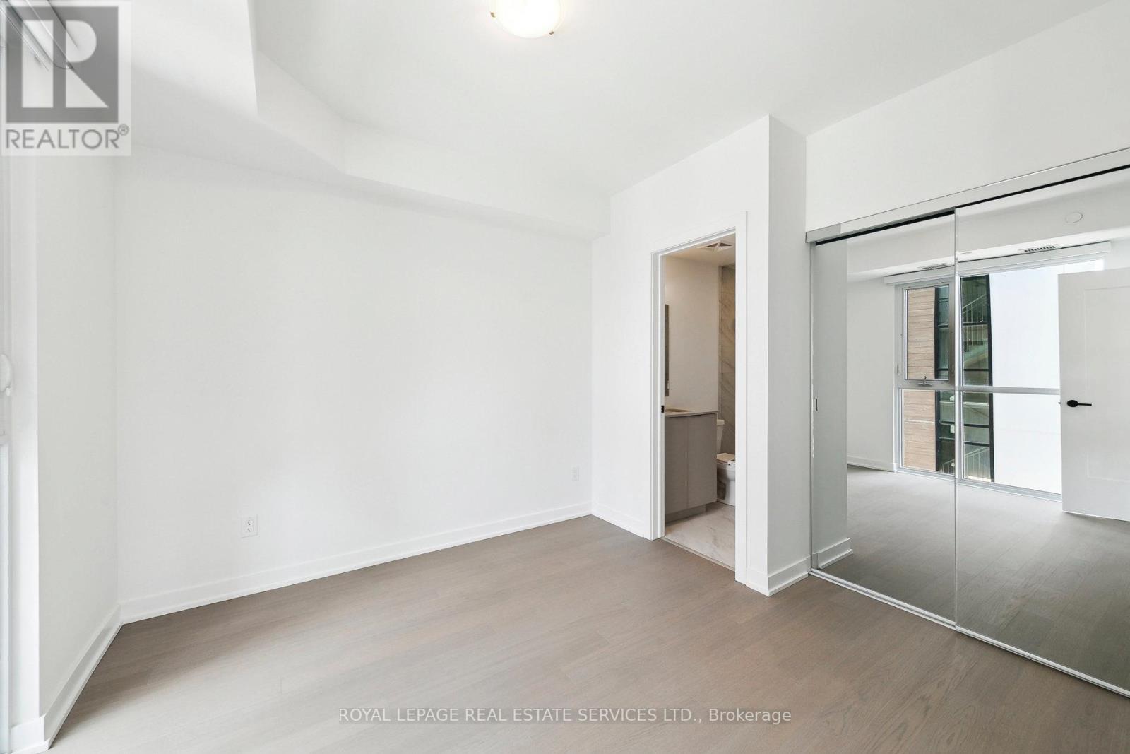 












202 - 760 WHITLOCK AVENUE

,
Milton,




Ontario
L9E2B3


