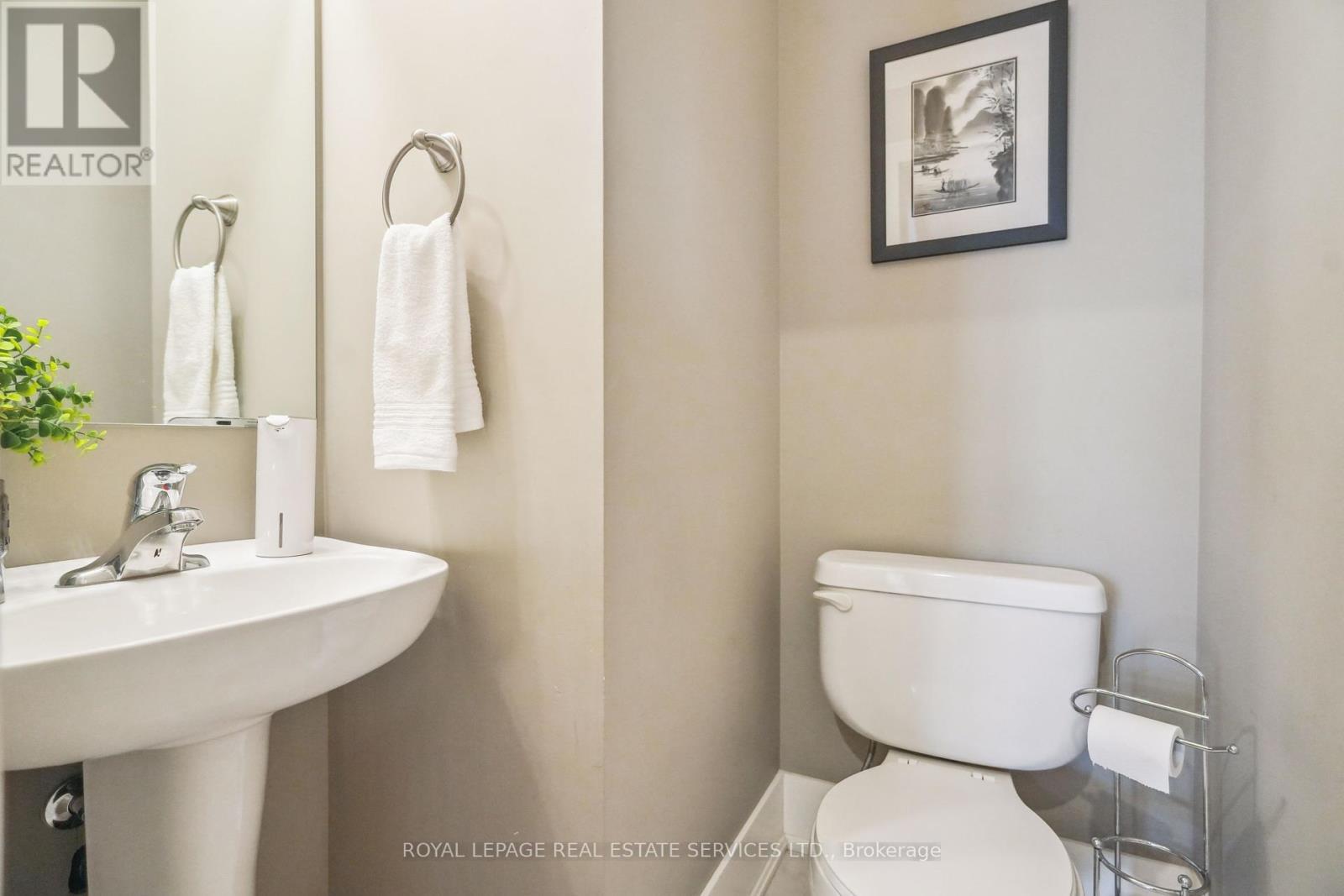 












119 FLORENCE STREET

,
Toronto,




Ontario
M6K1P4

