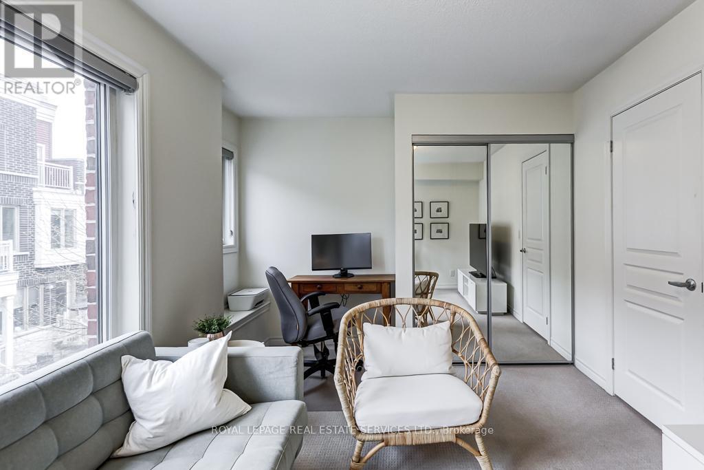 












7 - 80 EASTWOOD PARK GARDENS

,
Toronto,




Ontario
M8W1N6


