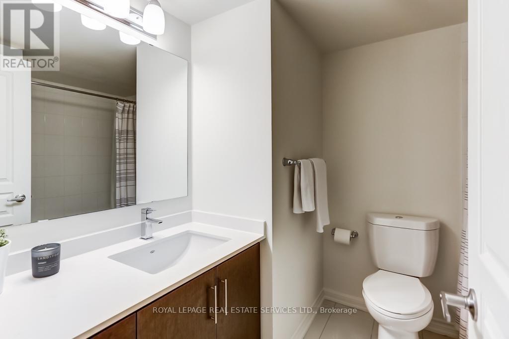 












7 - 80 EASTWOOD PARK GARDENS

,
Toronto,




Ontario
M8W1N6

