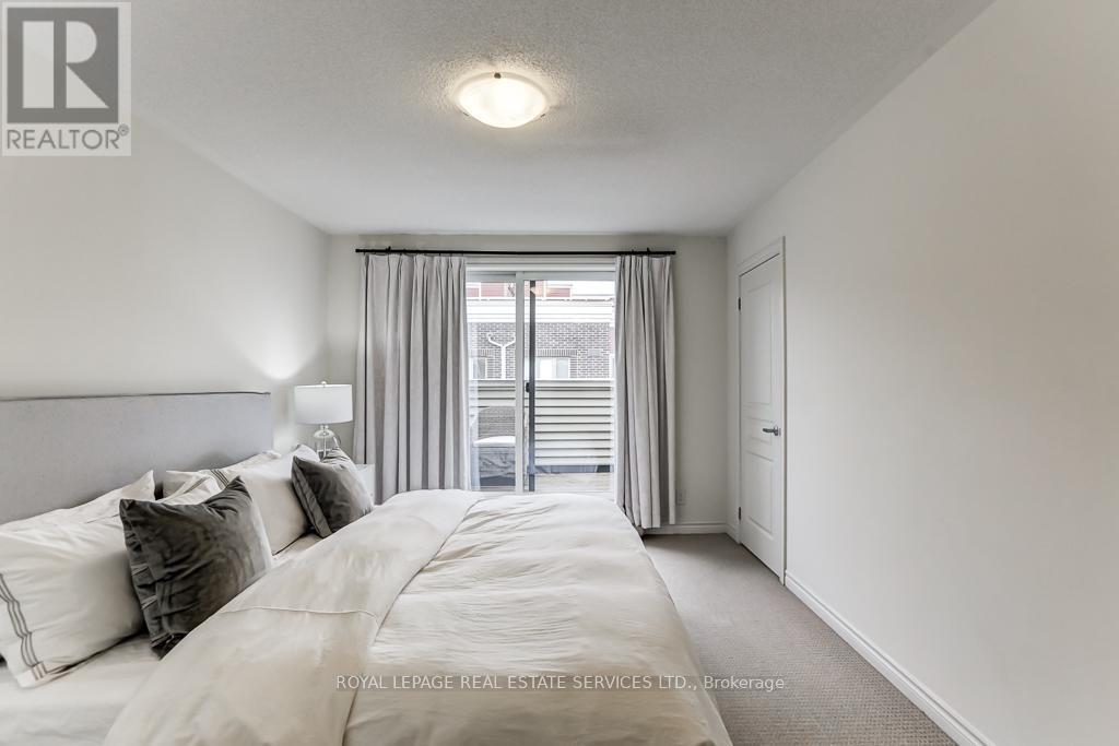 












7 - 80 EASTWOOD PARK GARDENS

,
Toronto,




Ontario
M8W1N6

