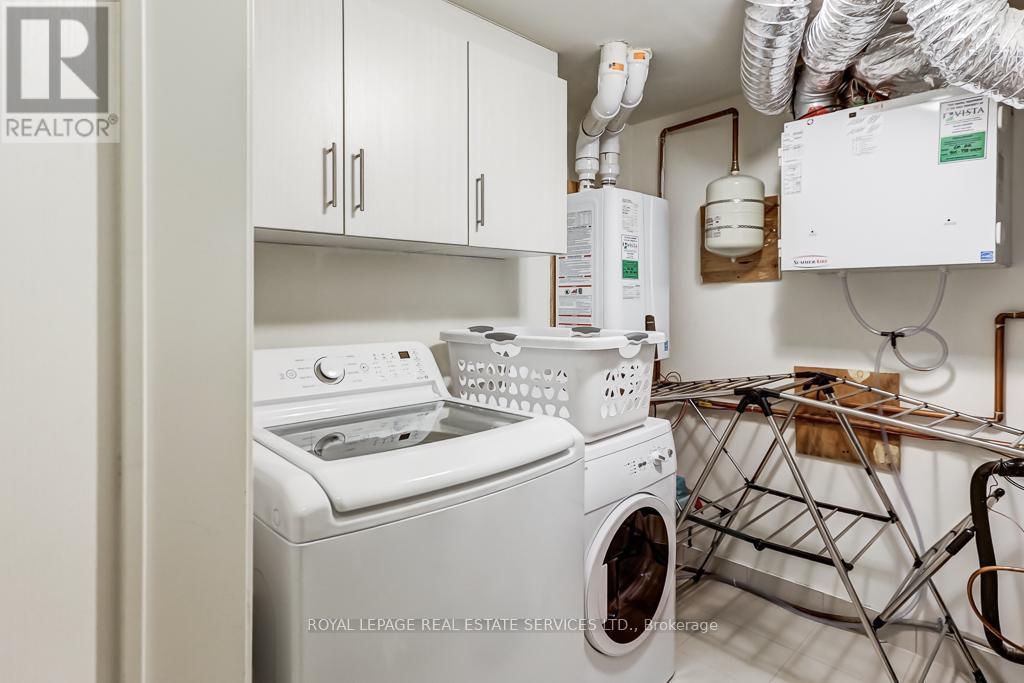 












7 - 80 EASTWOOD PARK GARDENS

,
Toronto,




Ontario
M8W1N6

