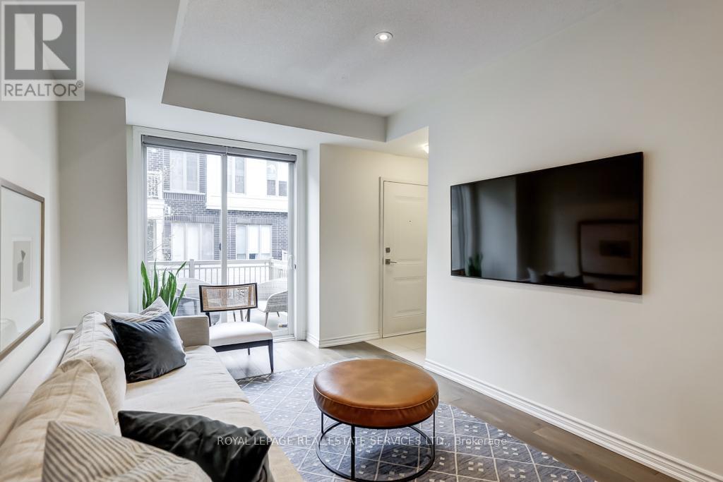 












7 - 80 EASTWOOD PARK GARDENS

,
Toronto,




Ontario
M8W1N6

