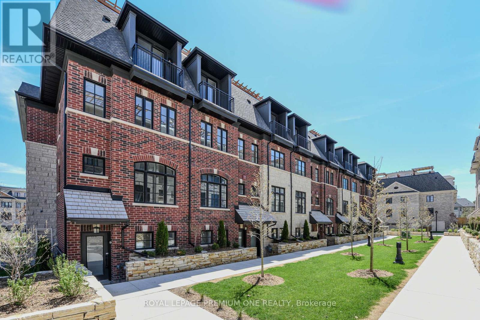 












132 - 35 LUNAR CRESCENT

,
Mississauga,




Ontario
L5M2P6

