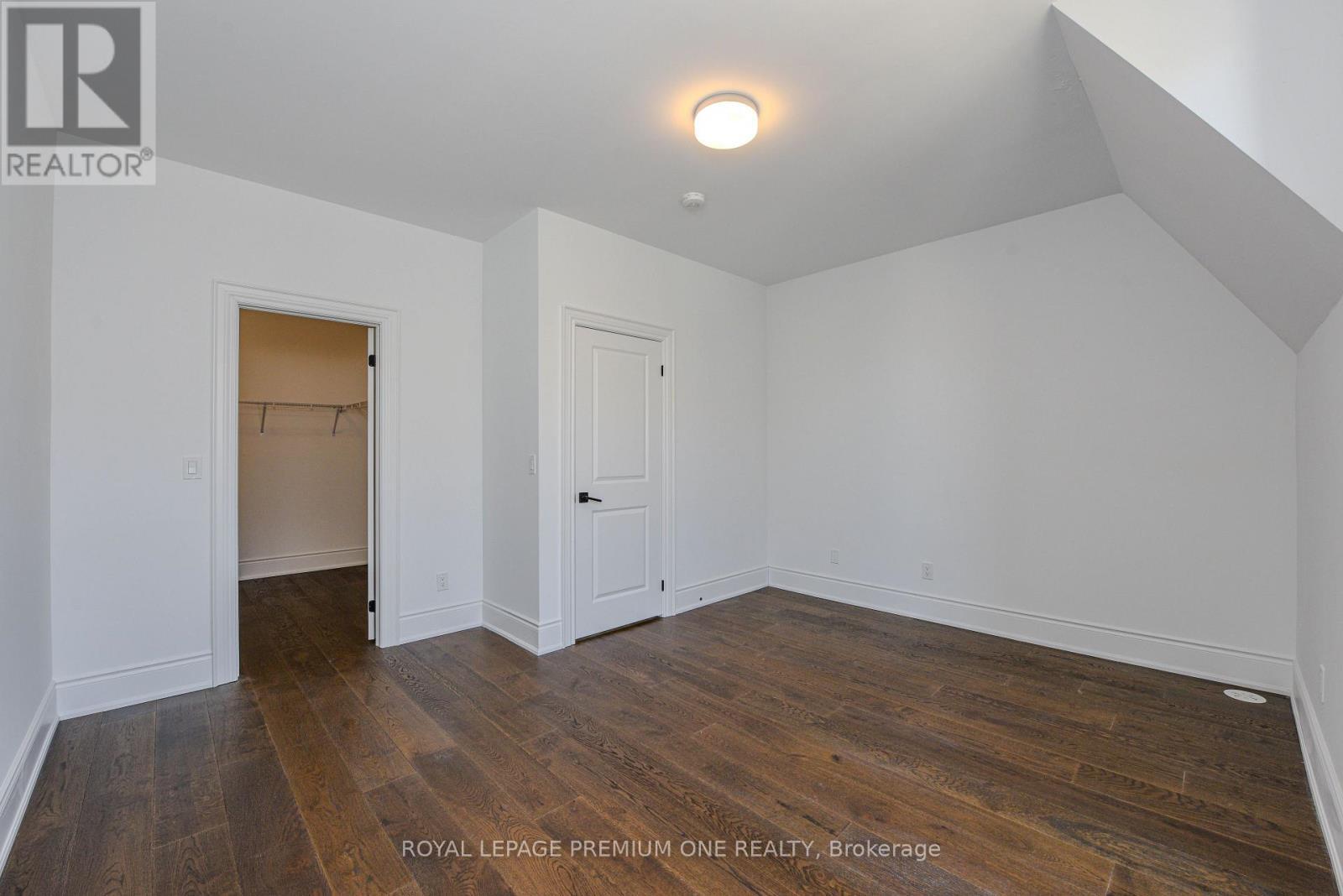 












132 - 35 LUNAR CRESCENT

,
Mississauga,




Ontario
L5M2P6

