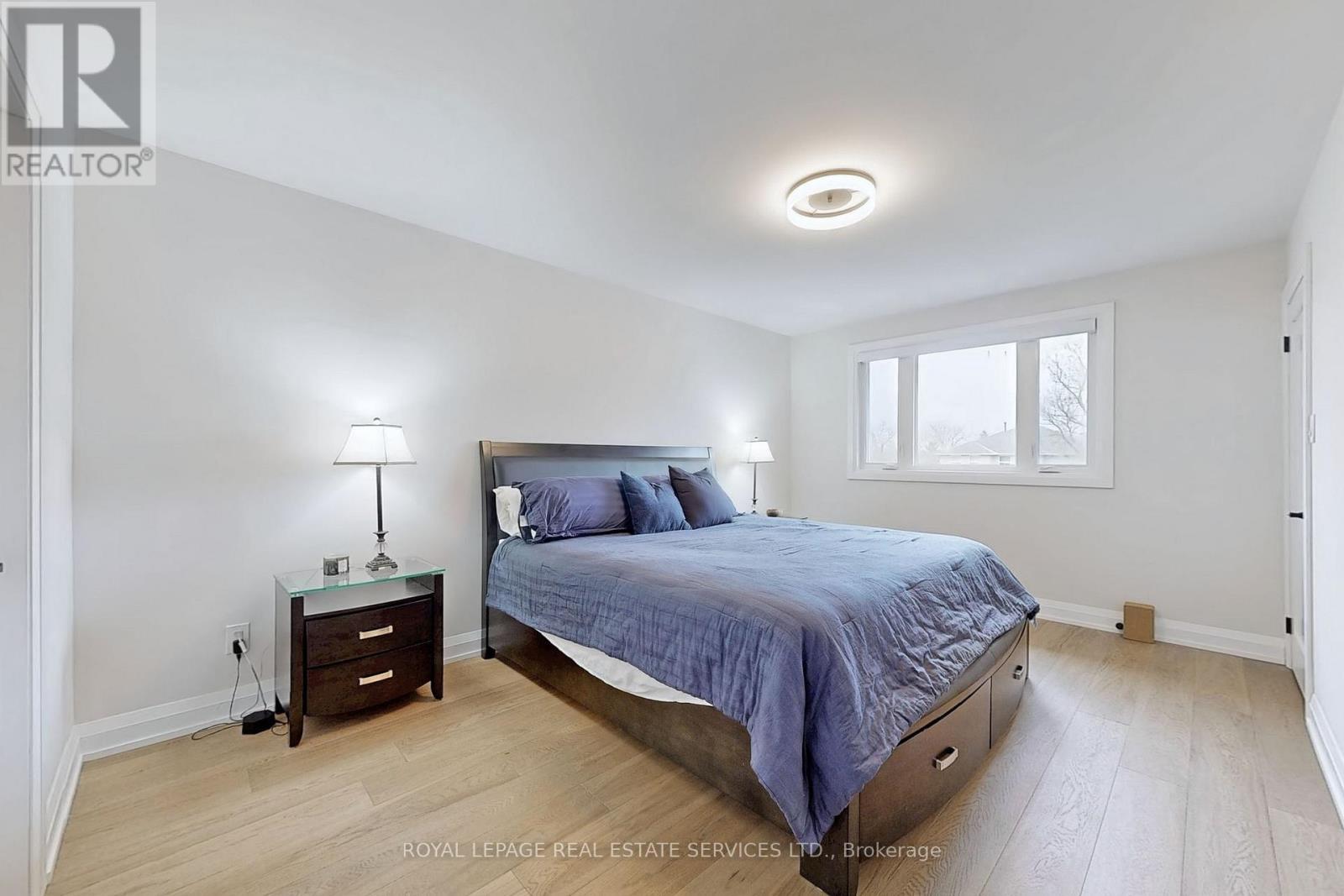 












101 HOUSEMAN CRESCENT

,
Richmond Hill,




Ontario
L4C7S7

