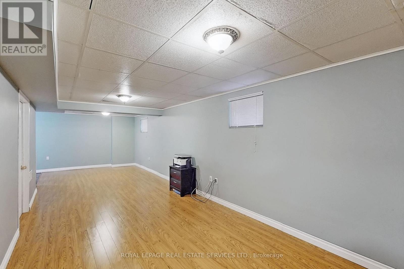 












101 HOUSEMAN CRESCENT

,
Richmond Hill,




Ontario
L4C7S7

