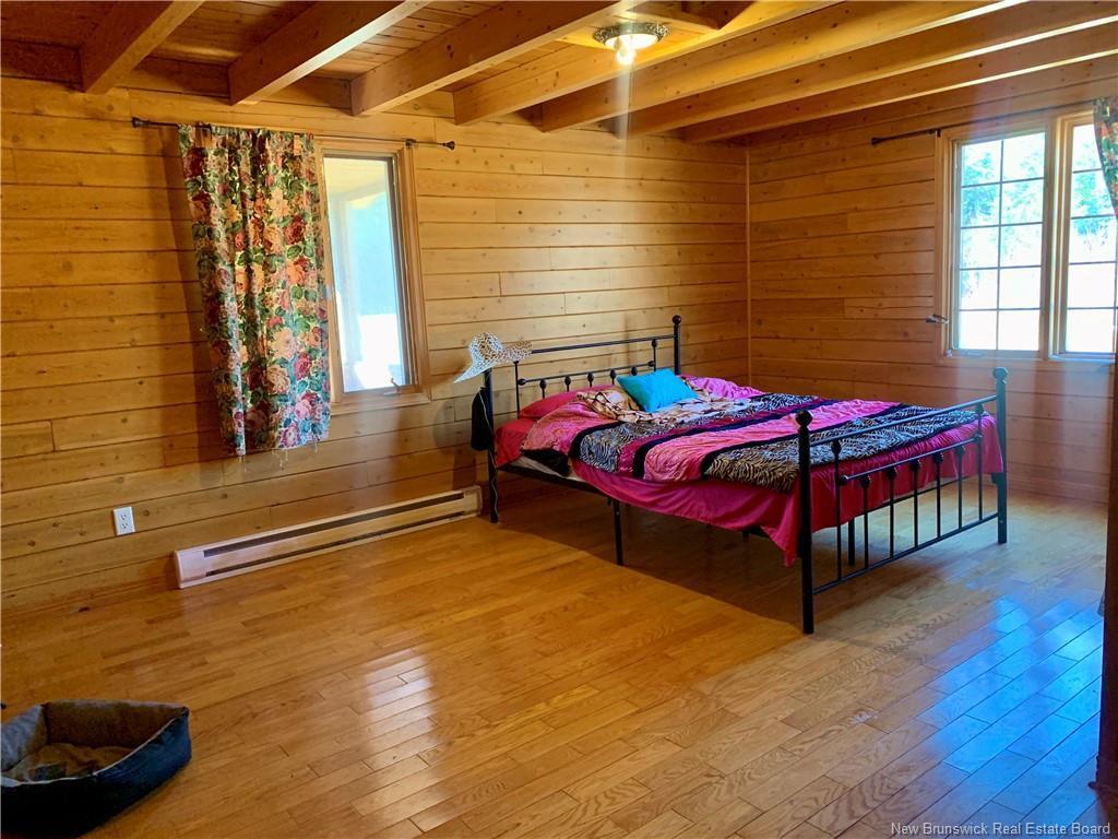 









41


McNeil

,
Sea Side,




NB
E8G 1T2

