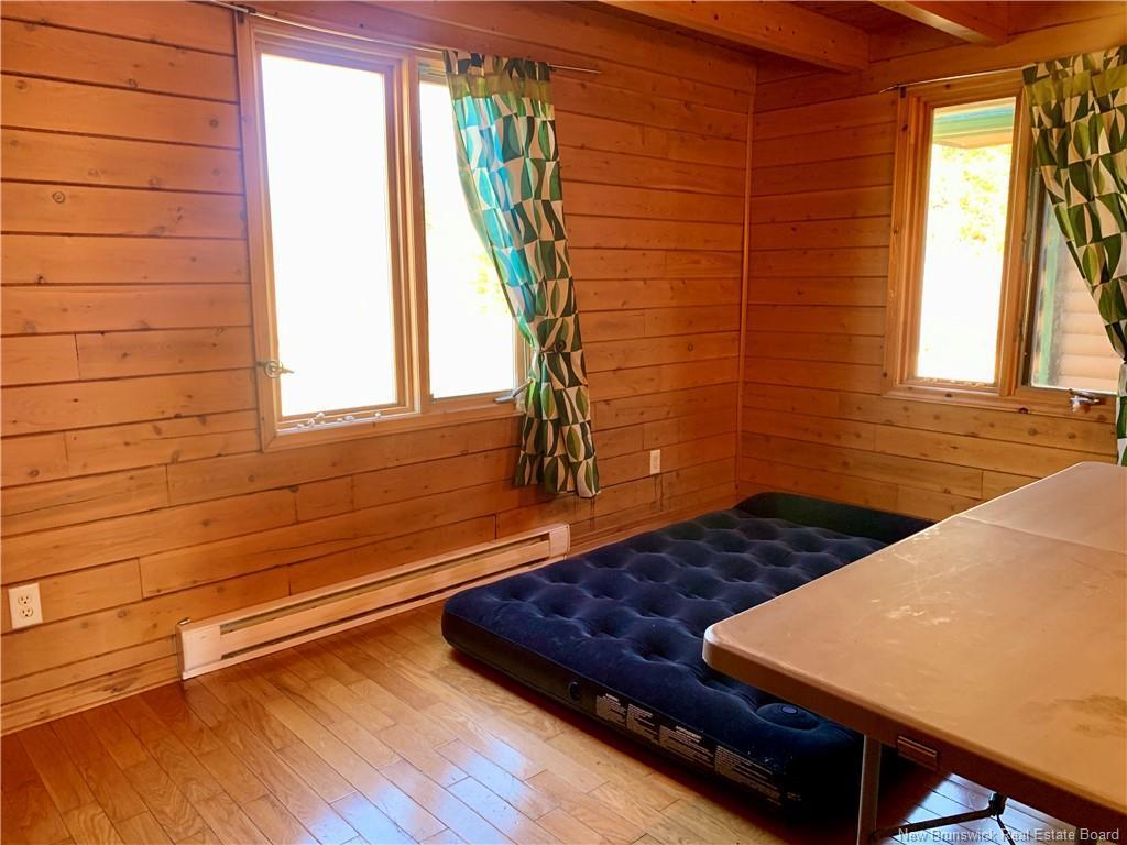 









41


McNeil

,
Sea Side,




NB
E8G 1T2

