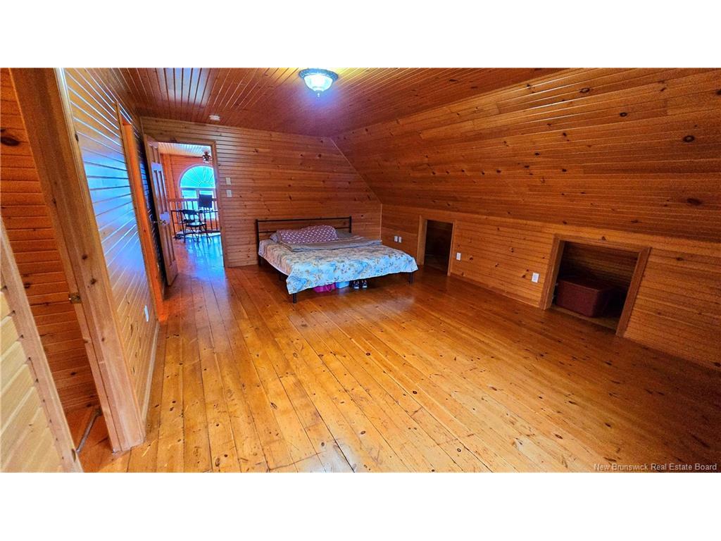 









41


McNeil

,
Sea Side,




NB
E8G 1T2

