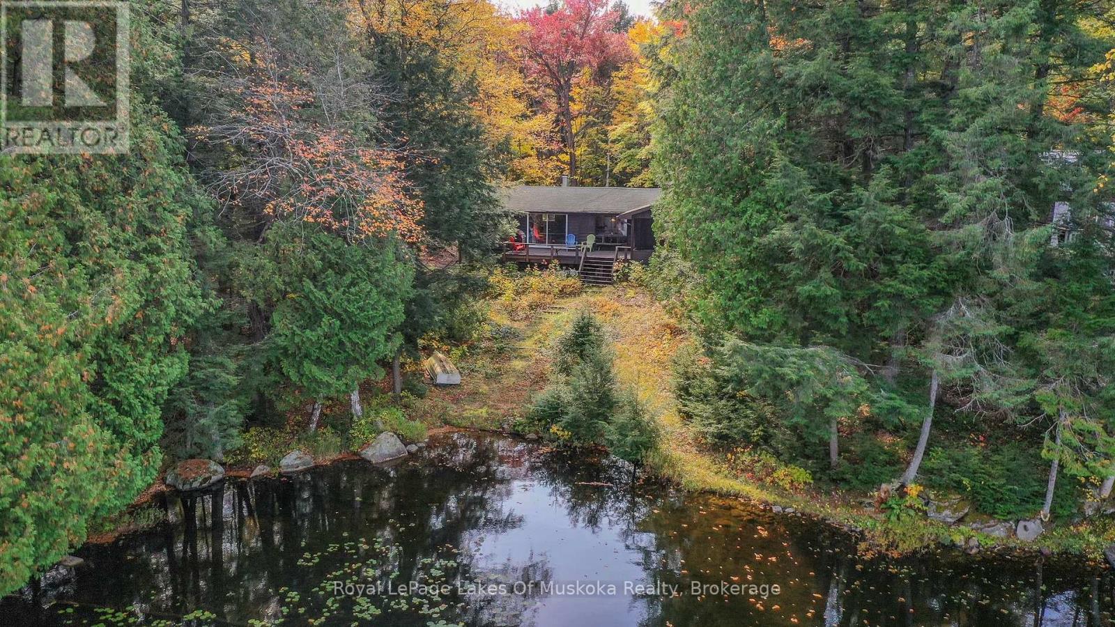 












1086 SOUTH TOAD LAKE ROAD

,
Lake of Bays (Finlayson),




Ontario
P1H2J6


