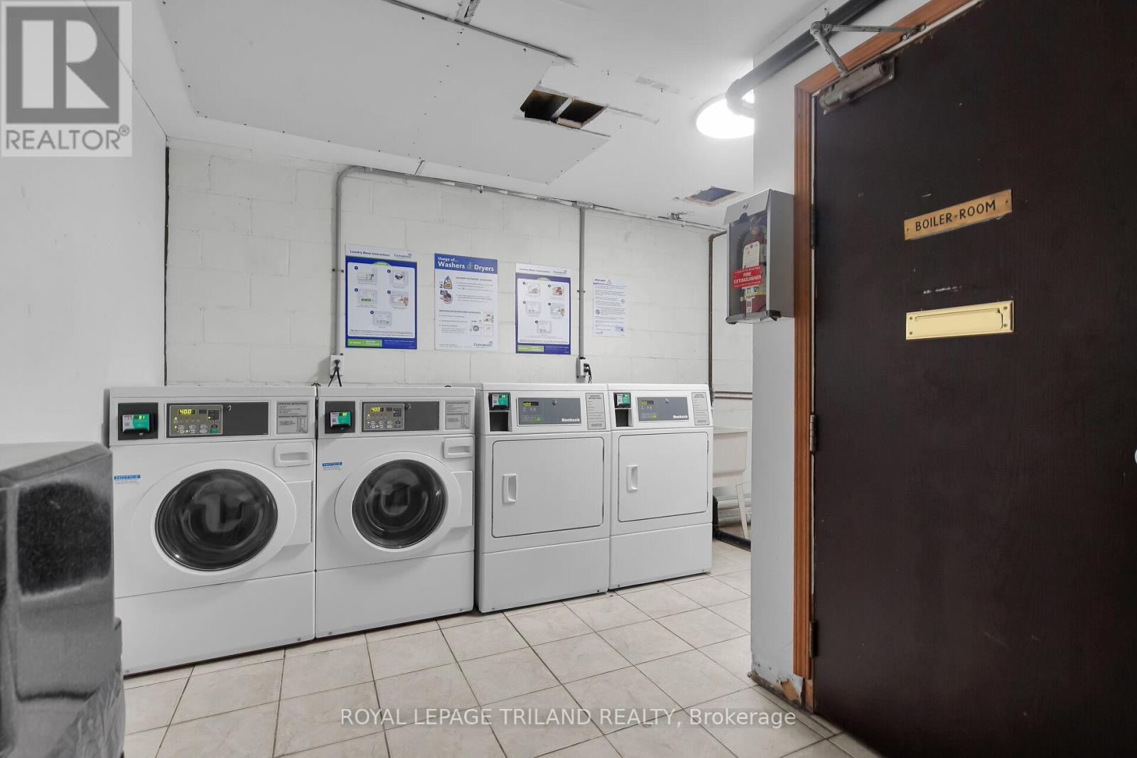 












22 - 917 HAMILTON ROAD

,
London East (East M),




Ontario
N5Z1W3

