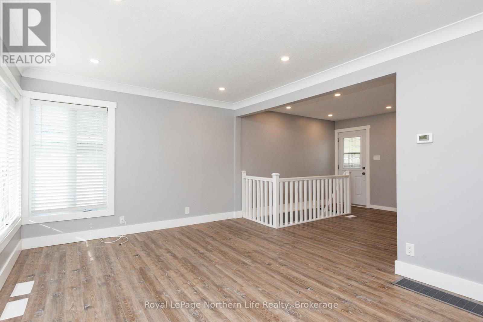 












905 AIRPORT ROAD

,
North Bay (Airport),




Ontario
P1C1A5

