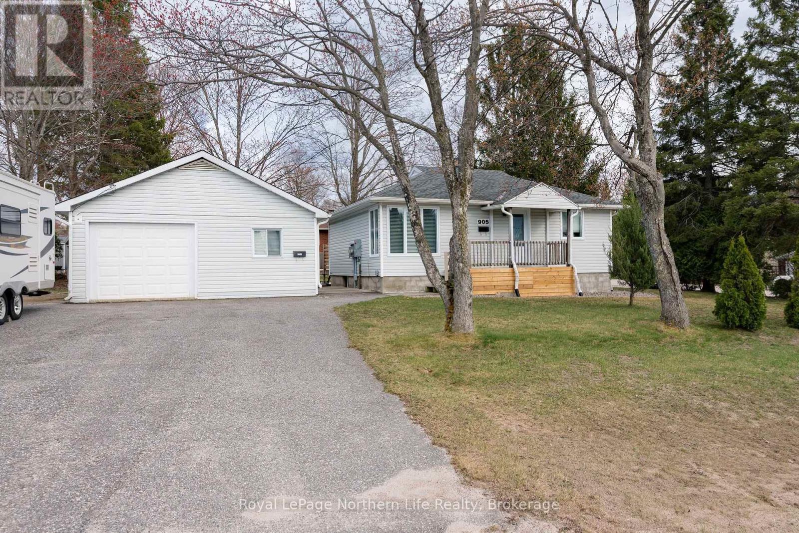 












905 AIRPORT ROAD

,
North Bay (Airport),




Ontario
P1C1A5

